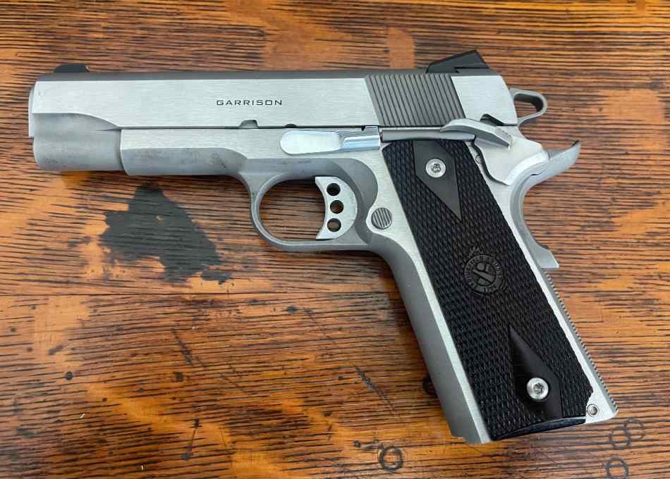 Springfield compact .45 Stainless 