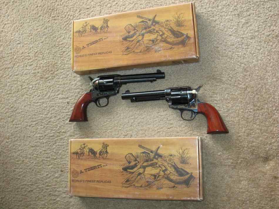 Matched set Uberti Cattleman.45 Colt revolvers 