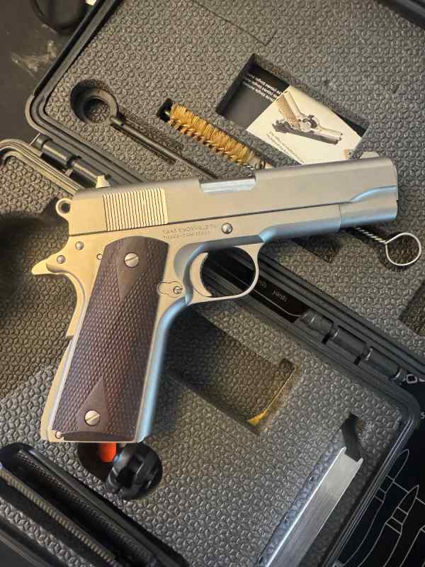 Tisas 1911A1 Tank Commander. Satin Nickel. 