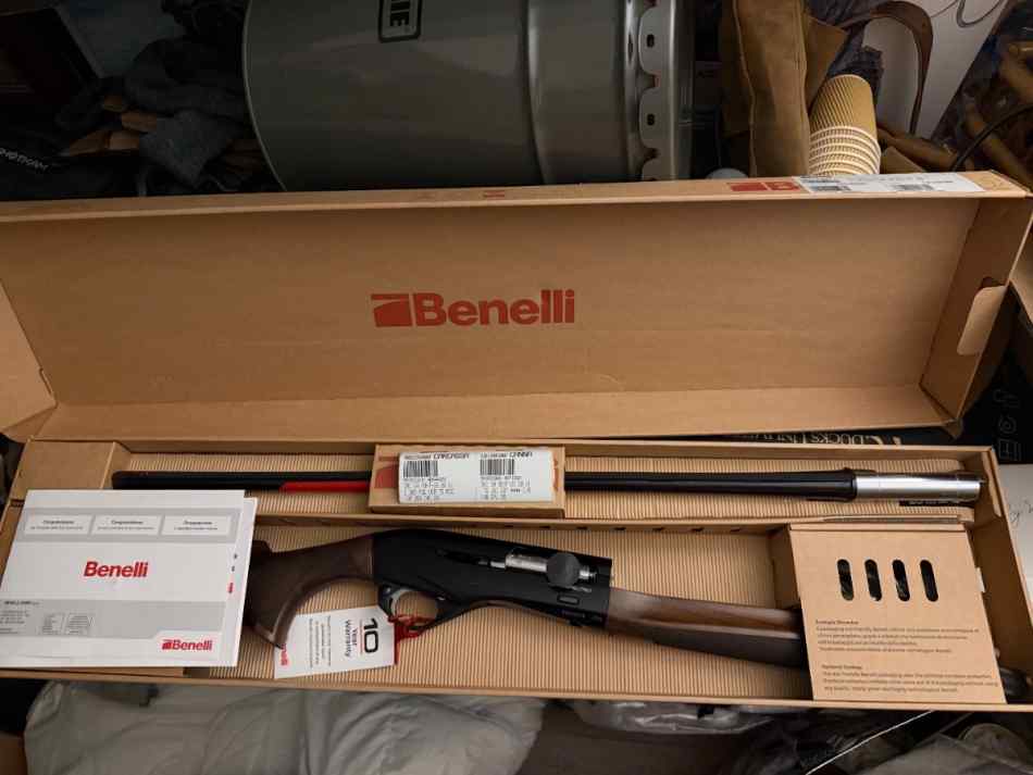 Benelli Montefeltro 20ga 28" New in box